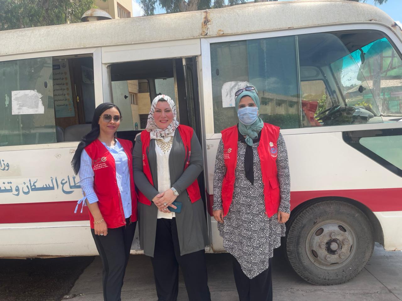 عيادة متنقلة لتقديم الخدمات الصحية للمصطافين بالدقهلية 