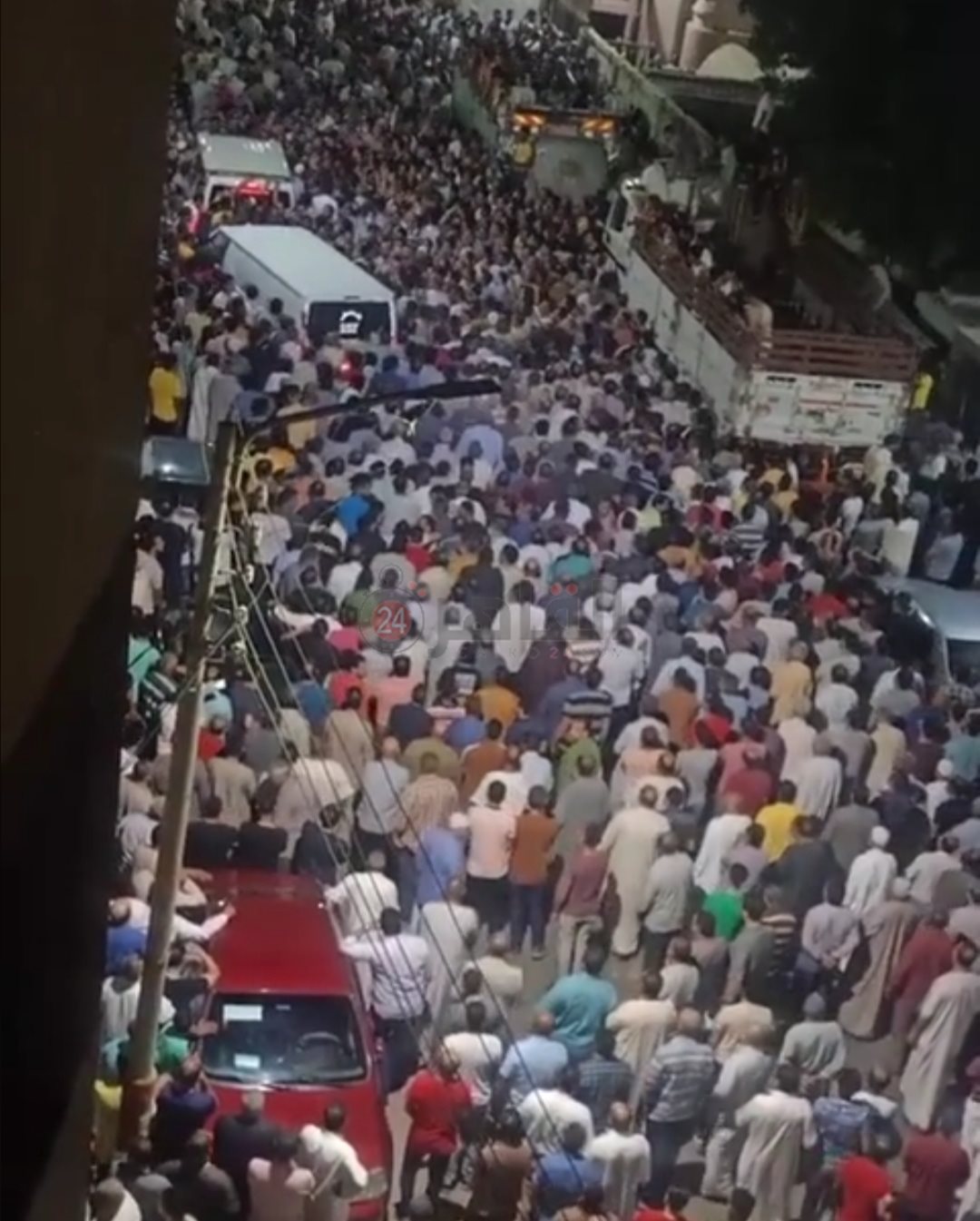 تشييع جنازة أسرة كاملة بالبحيرة 