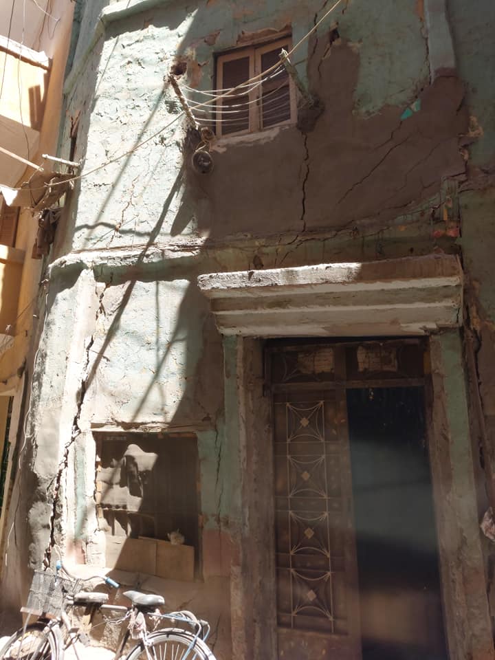 تصدع منزل بحي غرب أسيوط