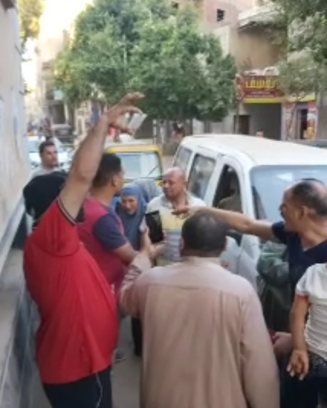 أهالي الفيوم يستقبلون الطحاوي بالزغاريد