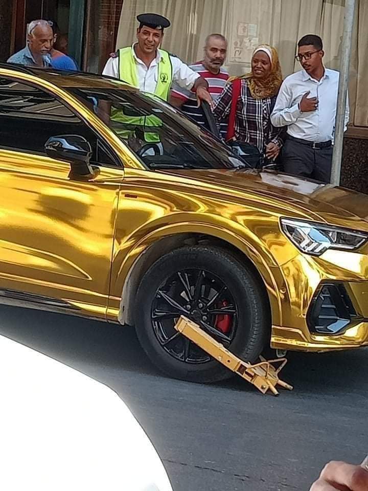 received_370782811150328