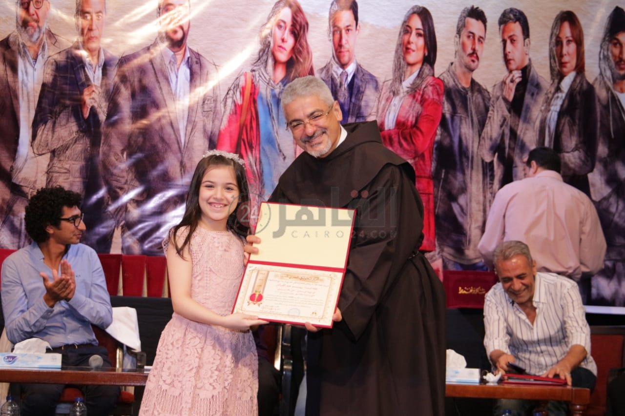 تكريم أبطال مسلسل خلي بالك من زيزي