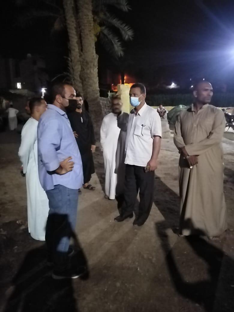 لجنة تعاين بحر تندود بقرية ترسا بالفيوم