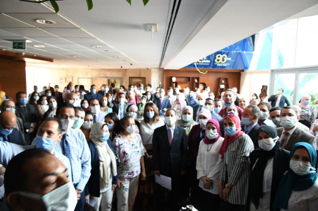 العاملين بالرقابة المالية يودعون الدكتور عمران في نهاية ولايتة 9