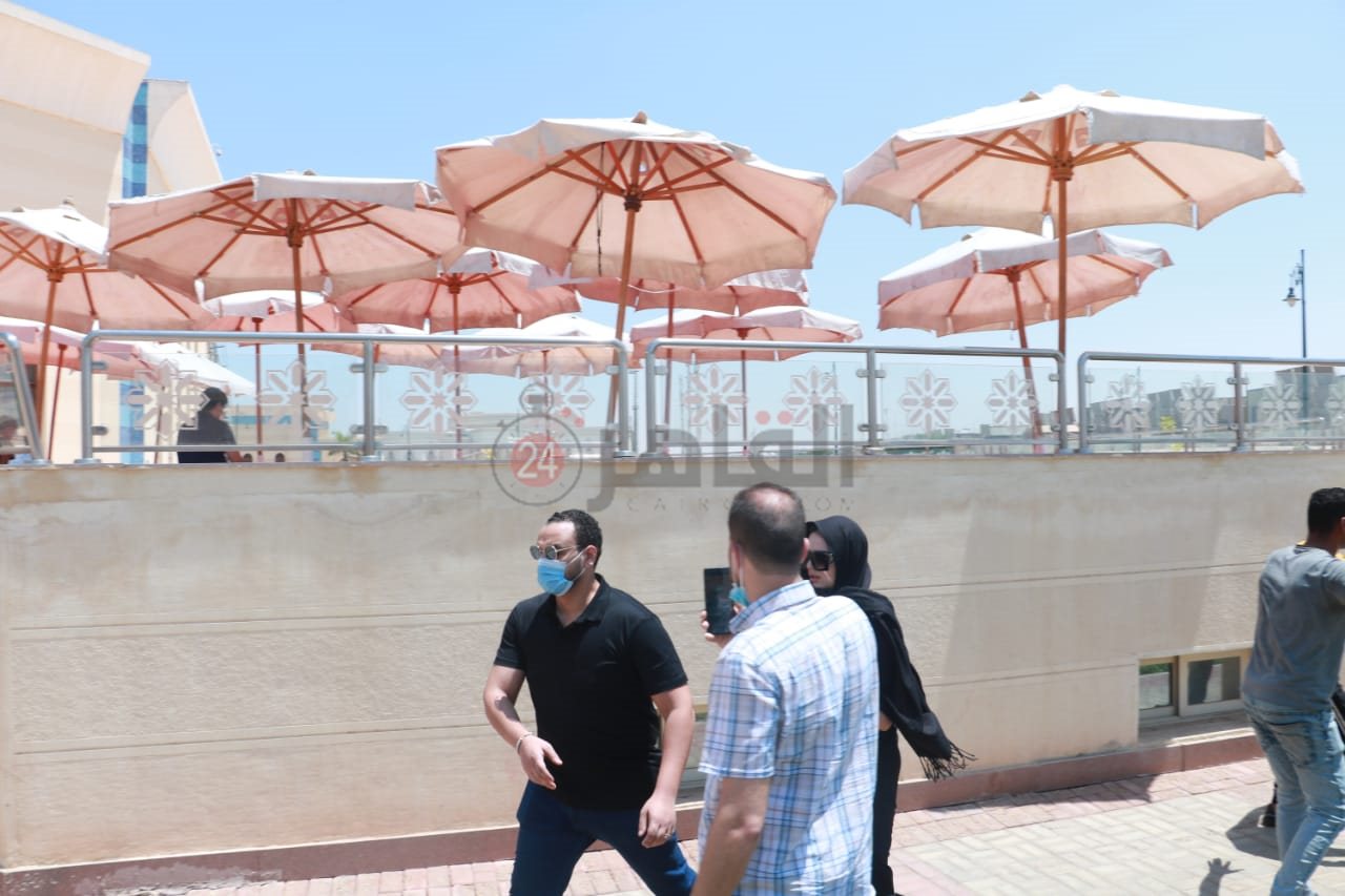 جنازة دلال عبد العزيز (9)