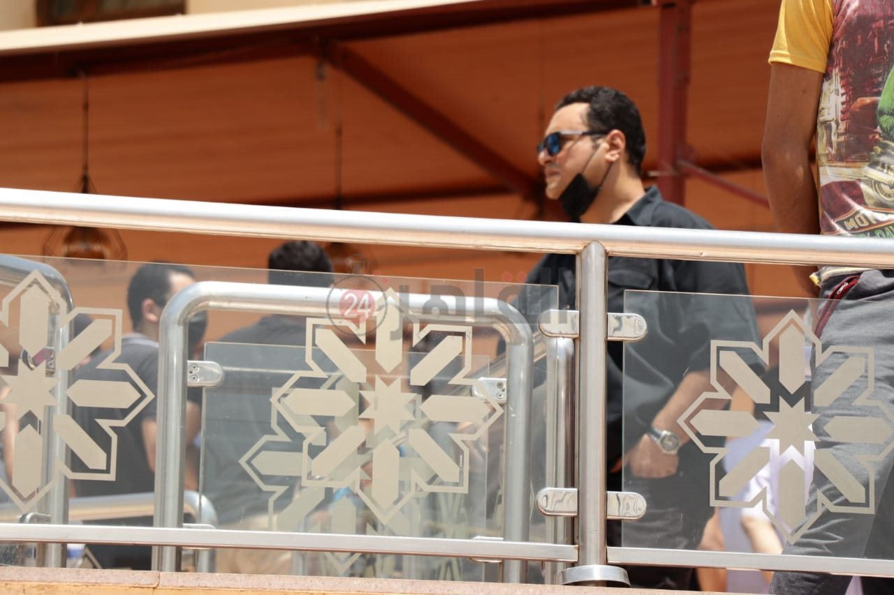 جنازة دلال عبد العزيز (12)