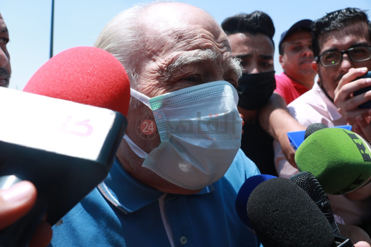 جنازة دلال عبد العزيز (14)