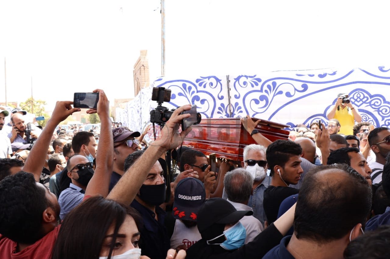 جنازة دلال عبد العزيز 1 (29)