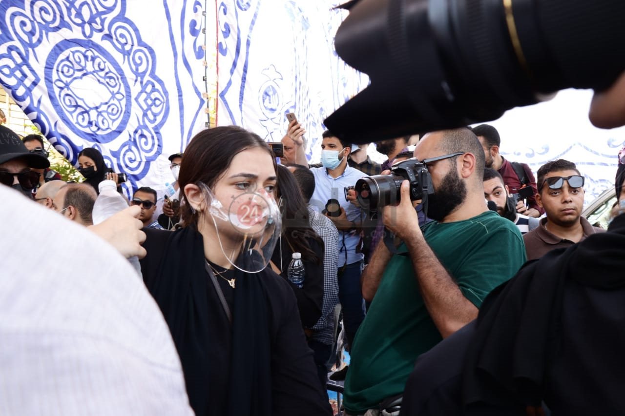 جنازة دلال عبد العزيز 1 (39)