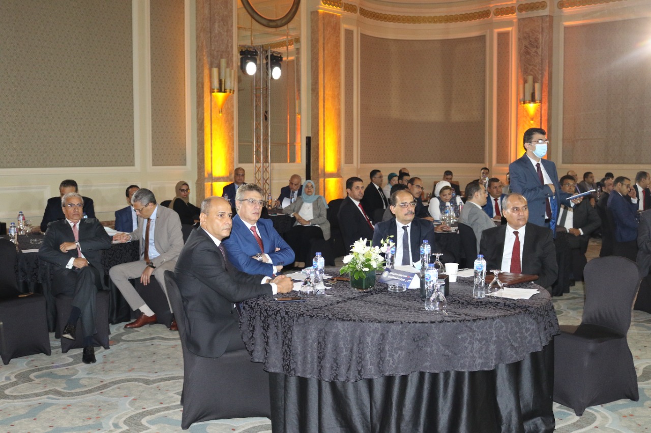 مؤتمر وزير المالية2