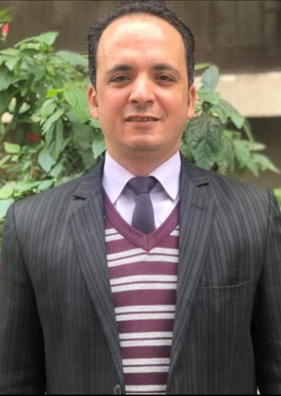 المحامي أيمن يوسف