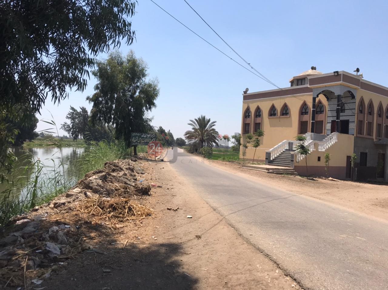 مدخل القرية 5