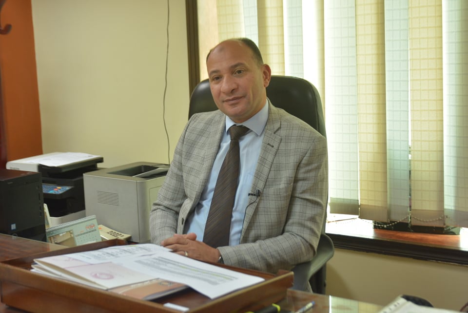 الدكتور سيد صقر رئيس الإدارة المركزي لمصلحة الضرائب