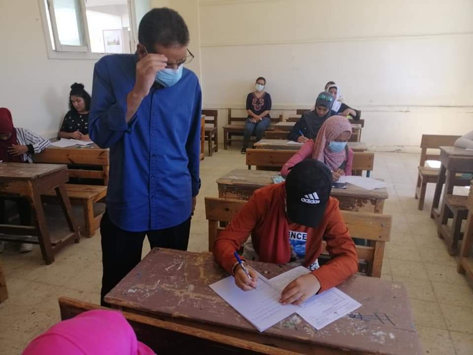 امتحانات الدور الثاني للشهادة الإعدادية بالبحر الأحمر