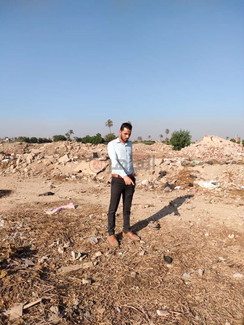 742b557b-c0e1-47c1-88dc-cf8a6677375c