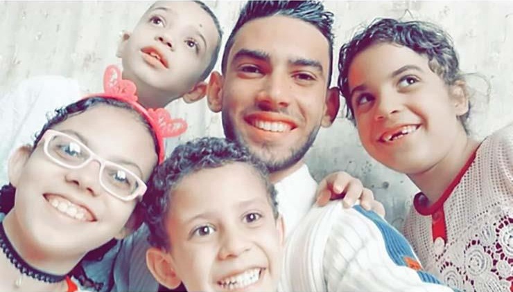 أبناء هناء الخمسة