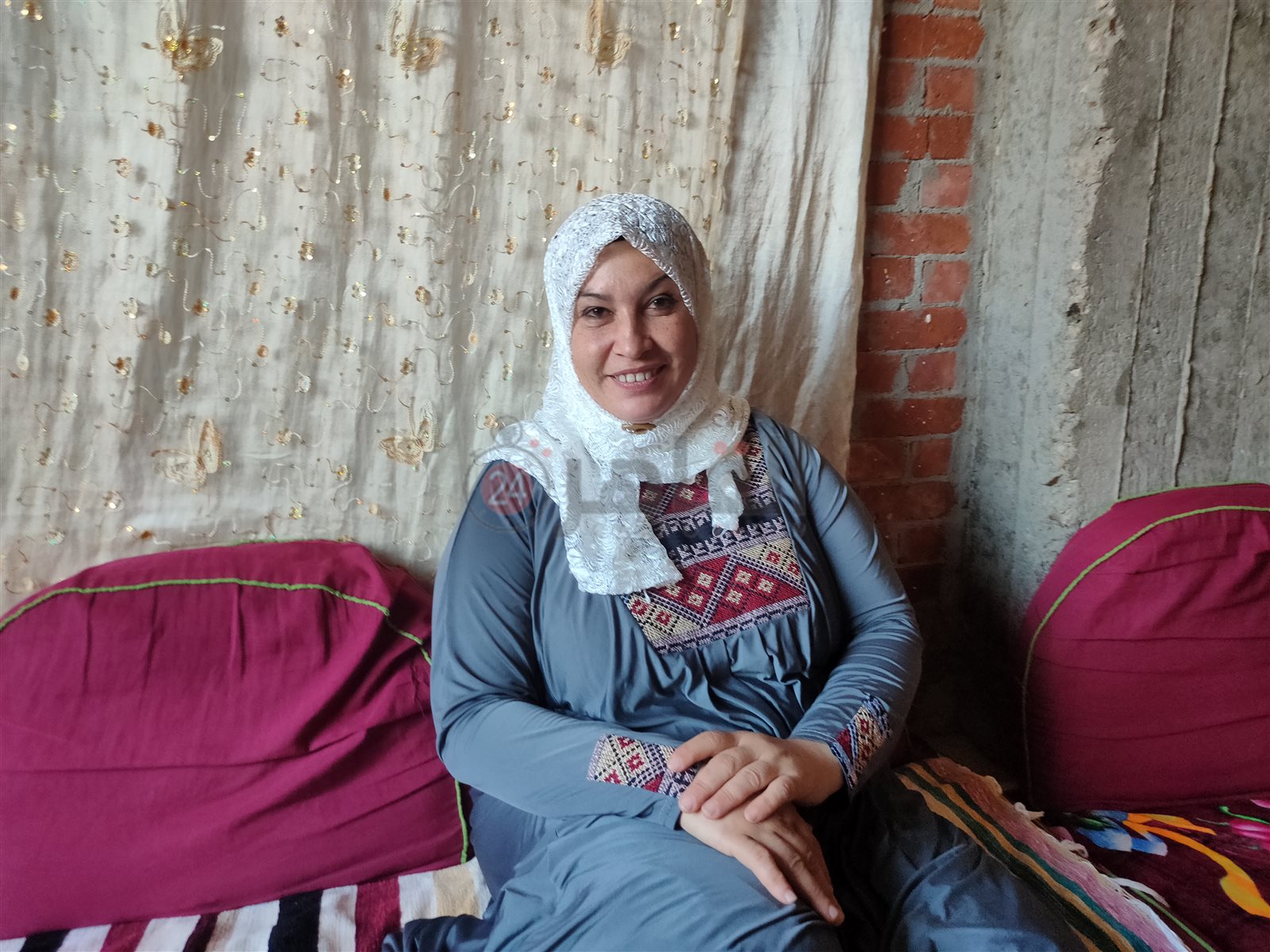 هناء محمد موسى.. أكبر طالبة في الثانوية العامة