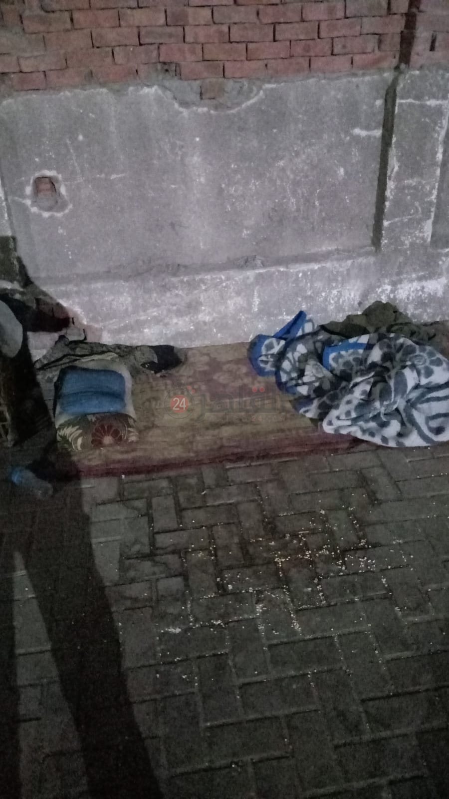 حالة رجل مسن بلا مأوى