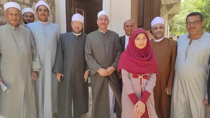 منطقة الوعظ بأسيوط تكرم الأولي على الجمهورية في الثانوية الأزهرية