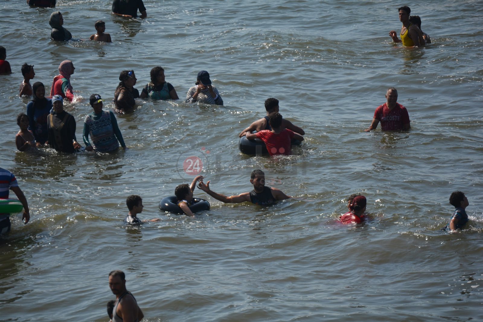 انتشار ظاهرة عوامات إطارات السيارات 