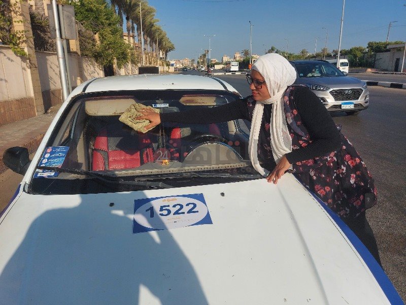 سائقة تاكسي بورسعيد 