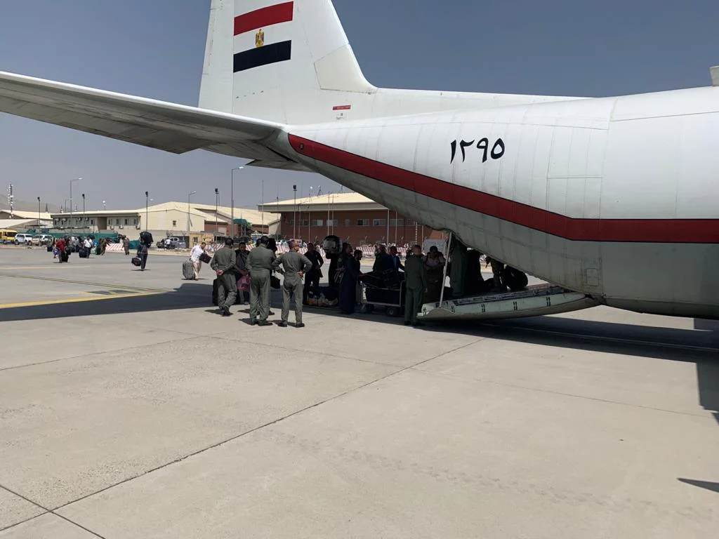 إجلاء البعثة المصرية من أفغانستان (2)