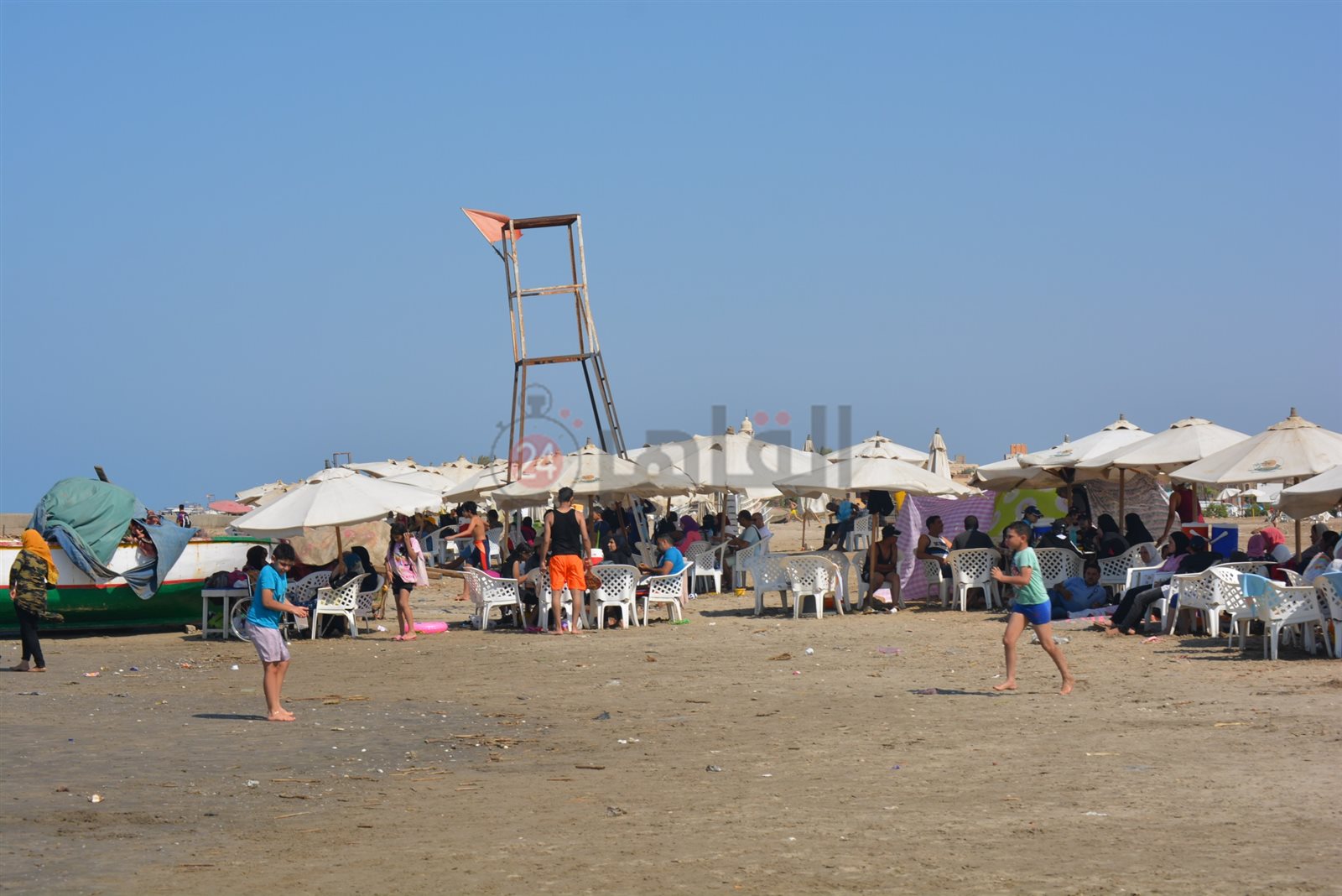 الإقبال علي شاطئ بورسعيد 