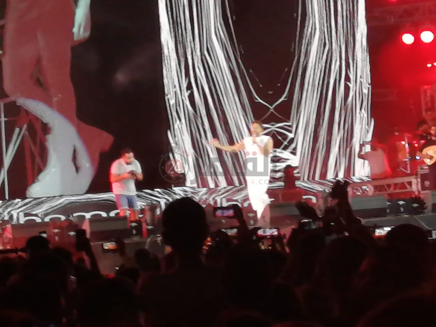 حفل محمد حماقي بالعلمين الجديدة(4)