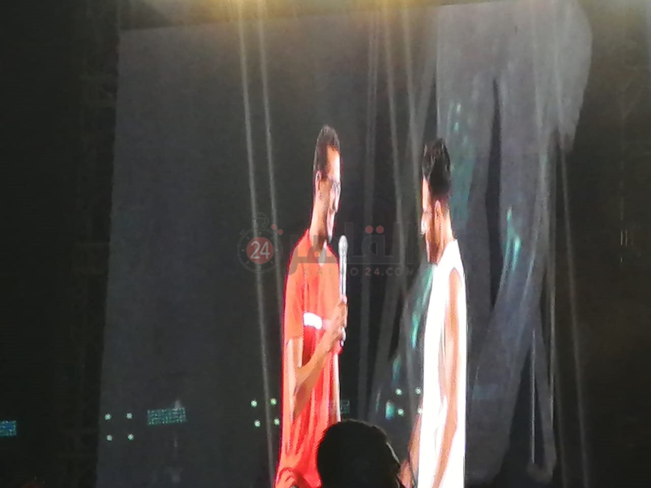 محمد حماقي والاعب أحمد الجندي(4)