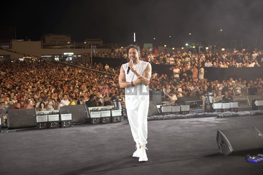 حفل محمد حماقي في الساحل الشمالي (12)