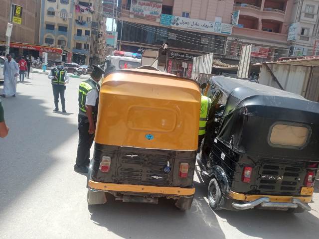 حملات تفتيشية لضبط مركبات التوك توك بالشرقية 3