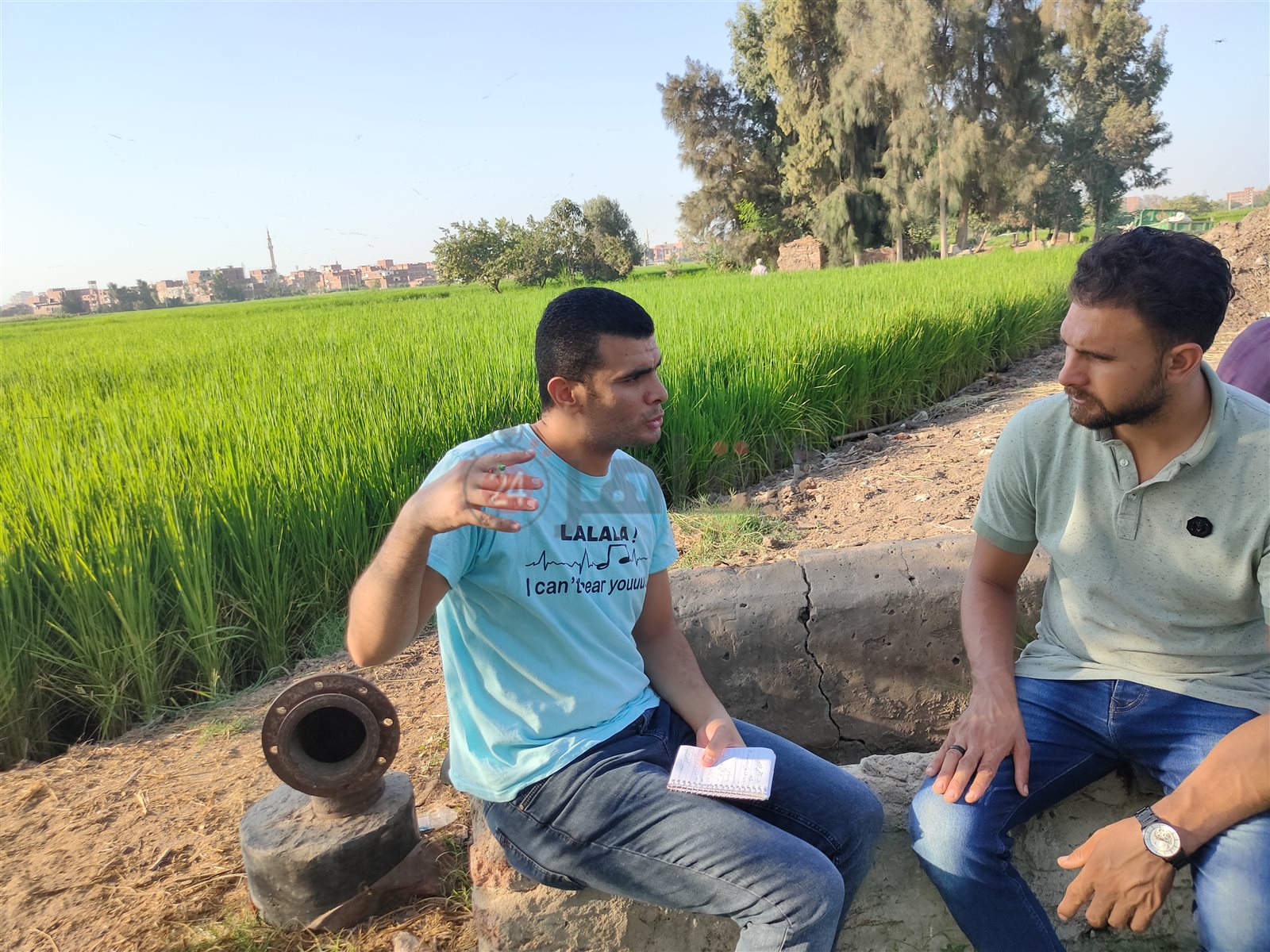 نجل المجني عليه أثناء حديثه لمراسل القاهرة 24