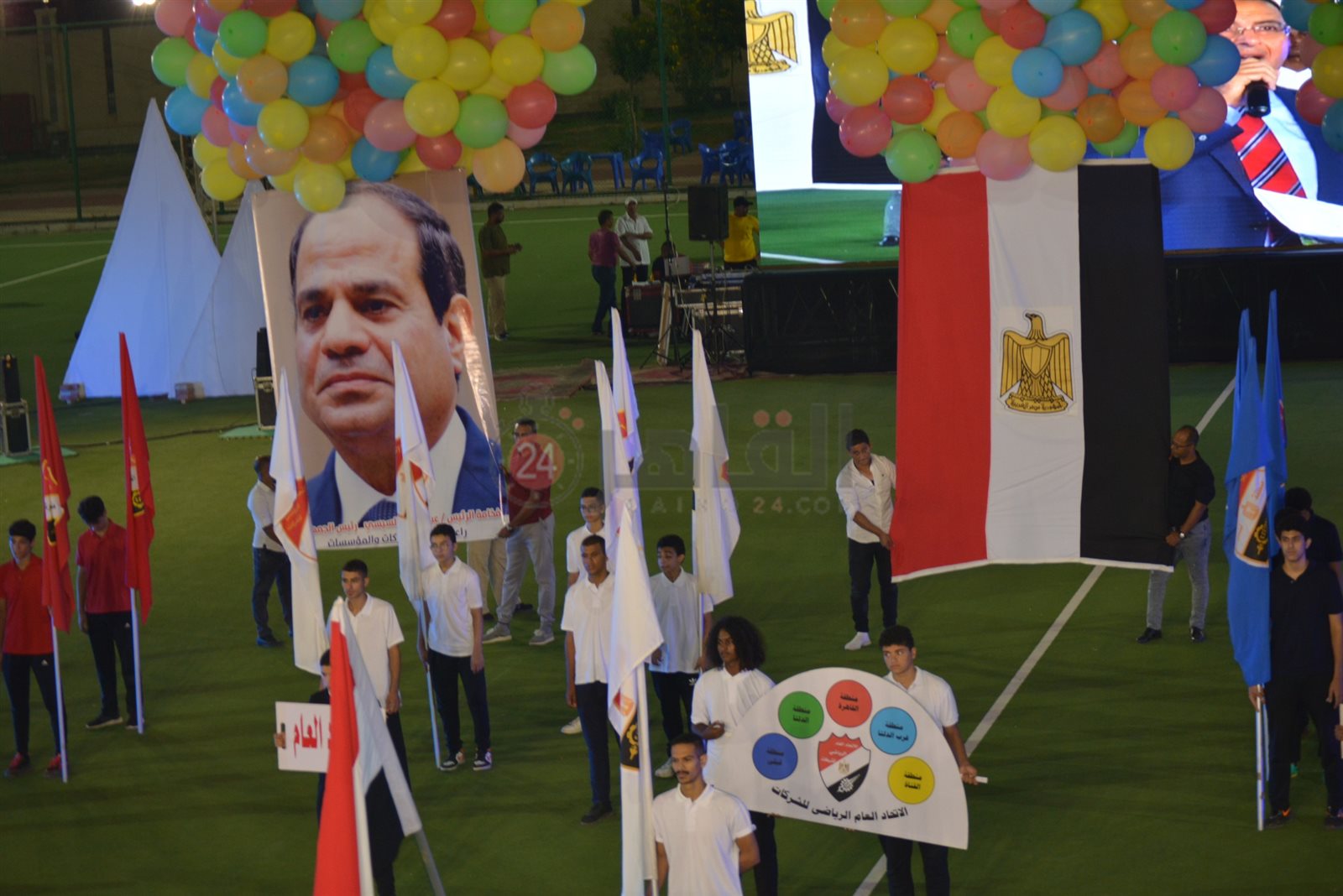 طابور عرض حياة كريمة 