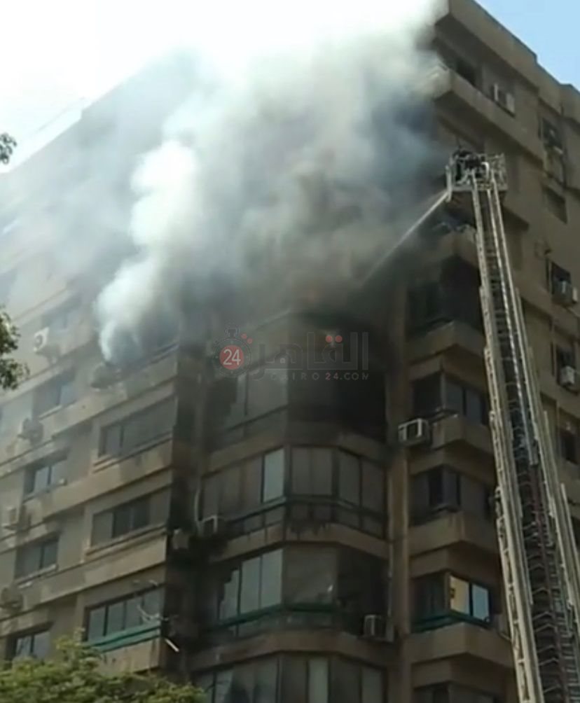 حريق داخل شفة سكنية بالمهندسين