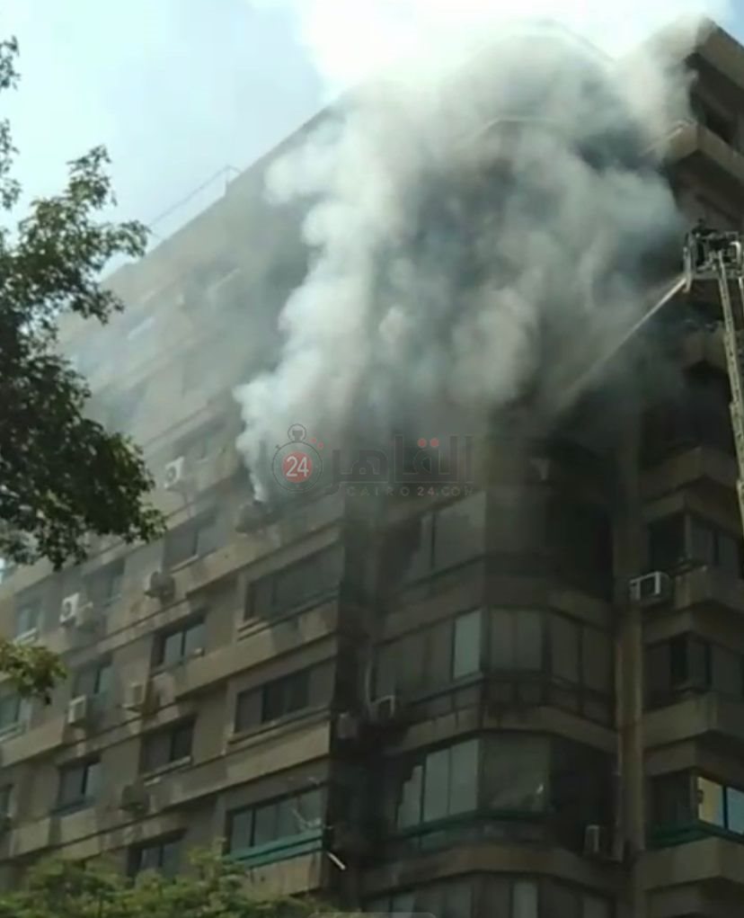 حريق داخل شفة سكنية بالمهندسين