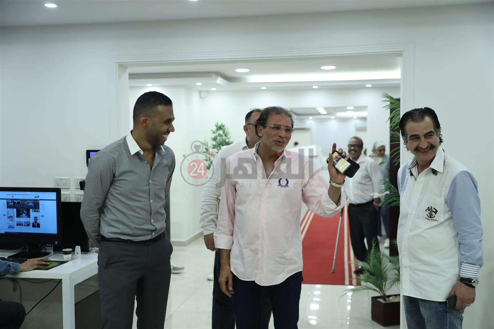 خالد يوسف في القاهرة 24 (6)