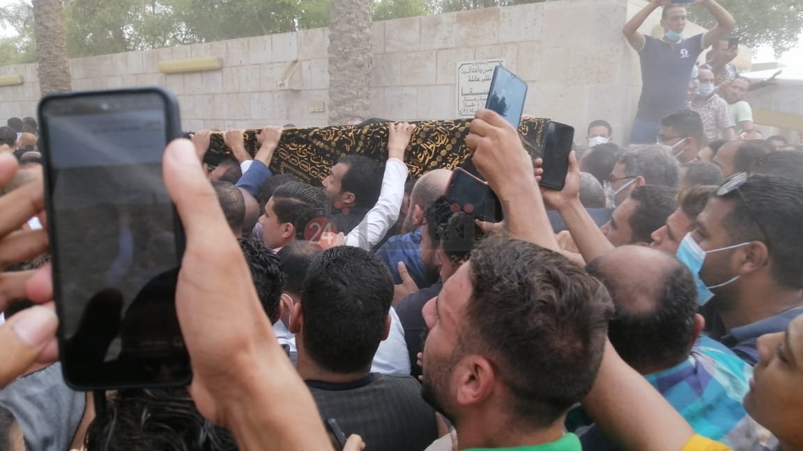 تشييع جثمان الراحل محمود العربي