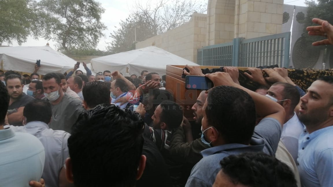 تشييع جثمان الراحل محمود العربي