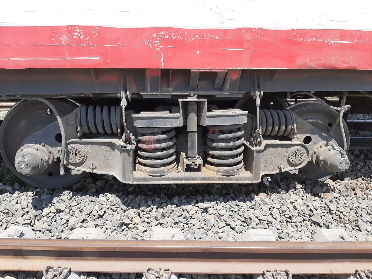 خروج عربات قطار عن القضبان بالزقازيق 3