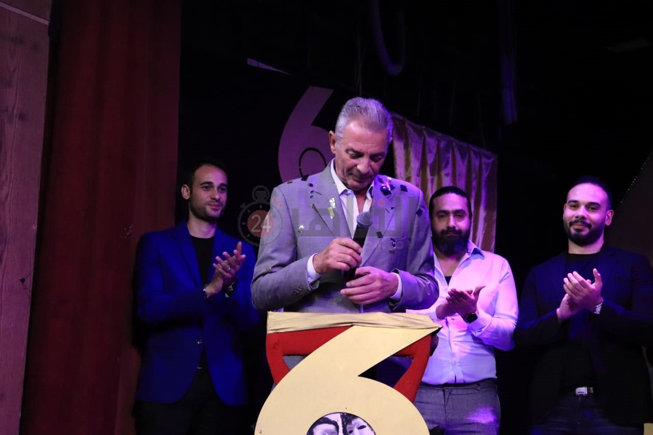 1293cc41-f153-4ff0-9bda-2eb098a596b9