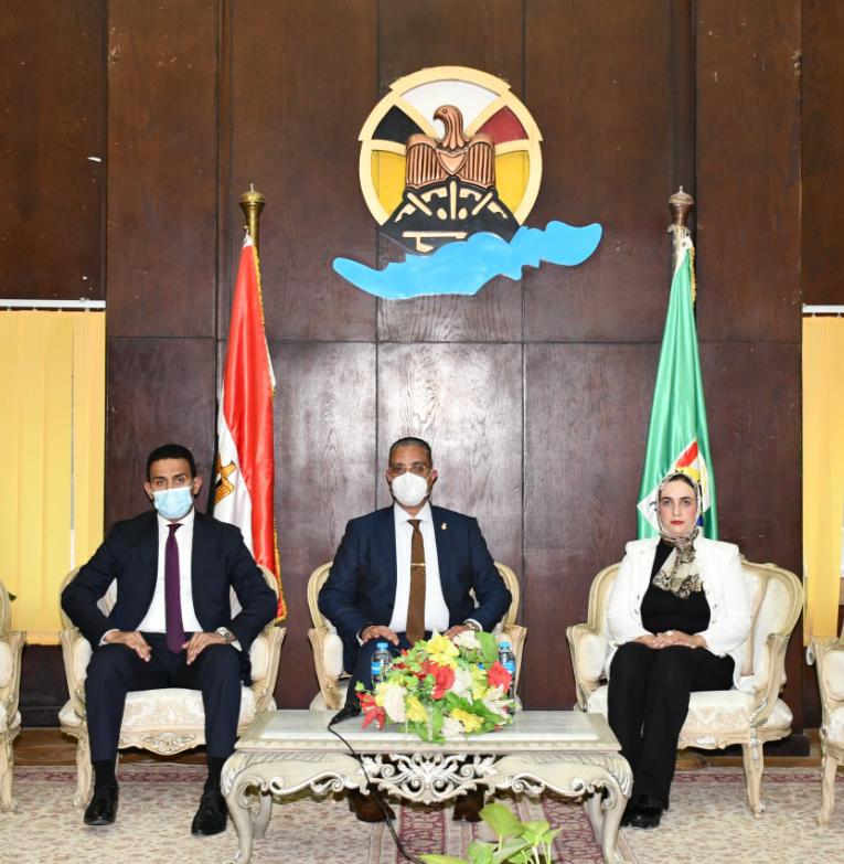 محافظ الفيوم يُكرّم أبطال الرياضة والطلائع