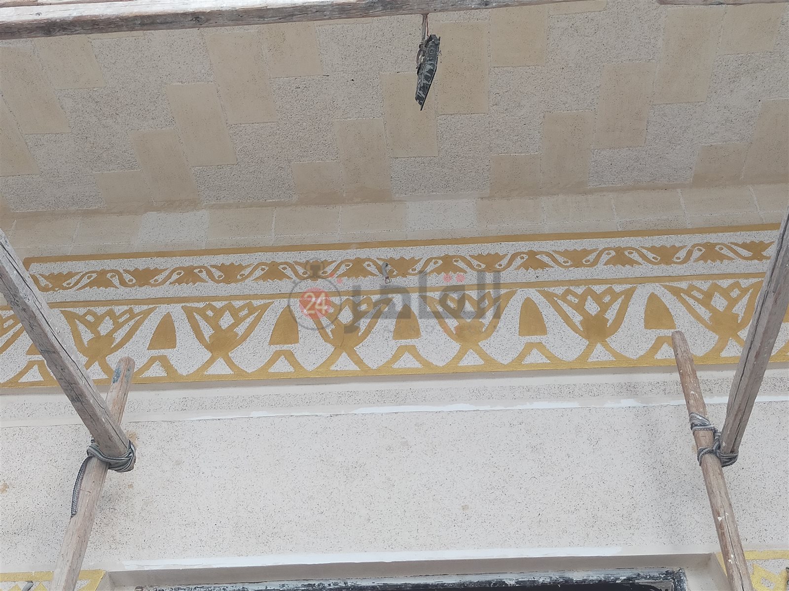 جدران المسجد الفرعوني في الفيوم