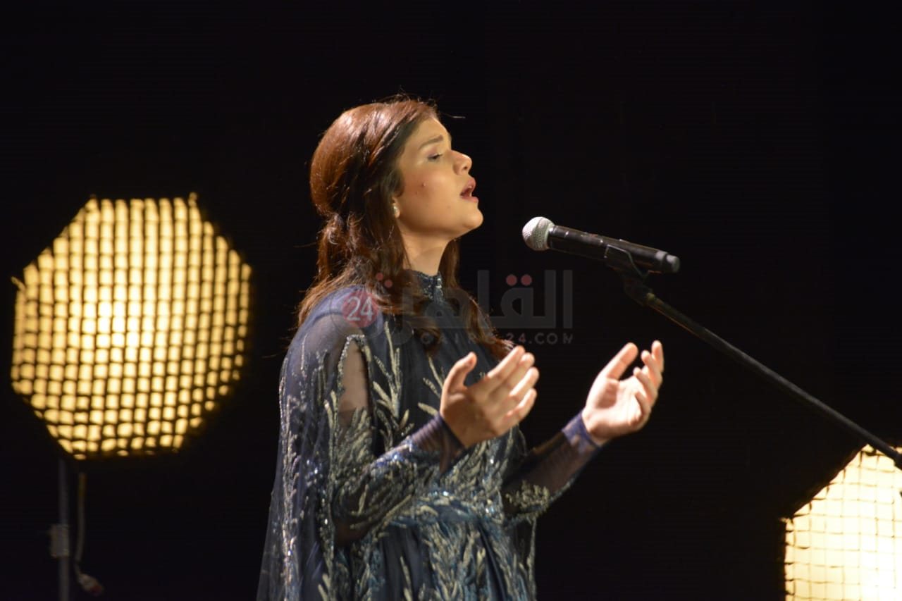 سناء نبيل (10)