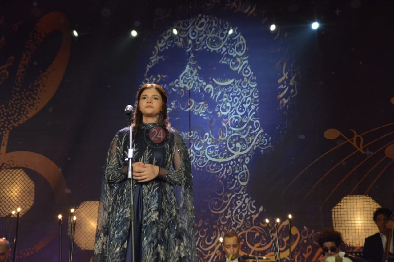 سناء نبيل (4)