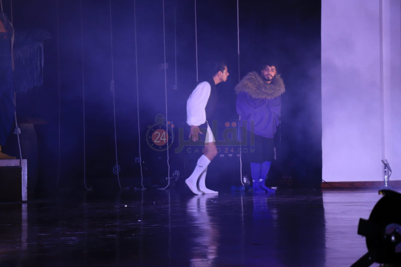 مسرحية طيور محبوسة (12)