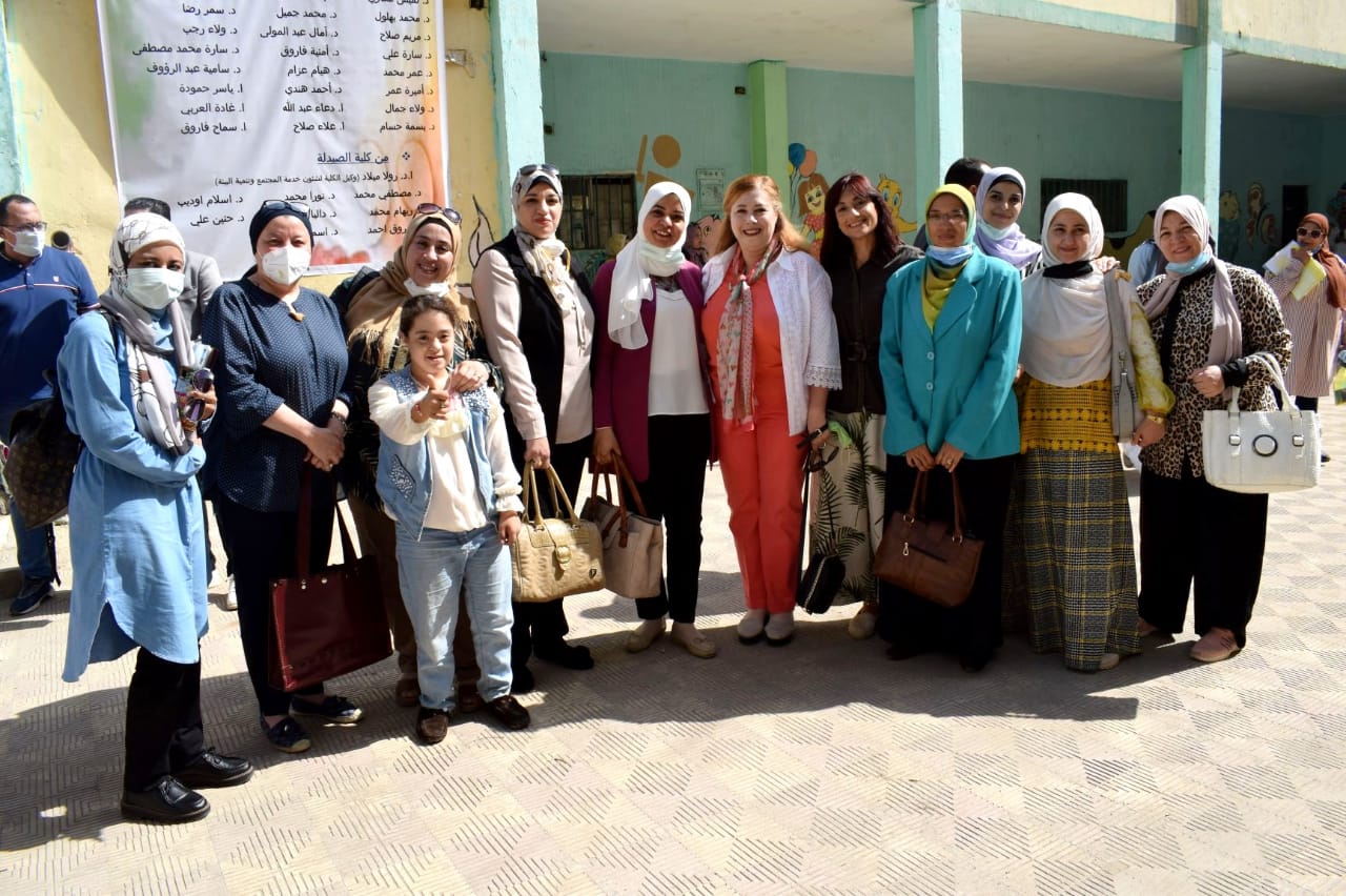 a951301b-50f2-48c7-ba5d-5e69fa94d1eb