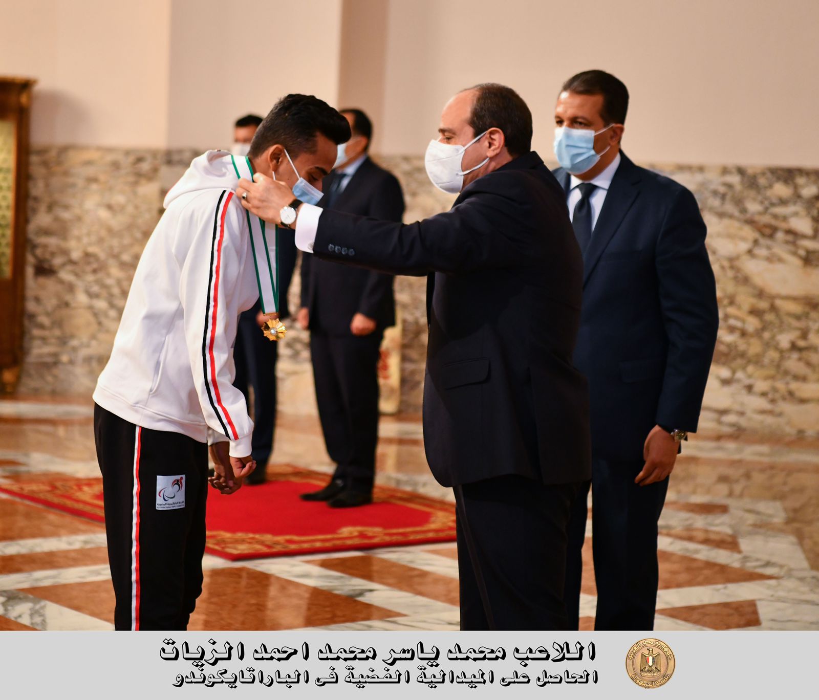 السيسي يكرم الأبطال 