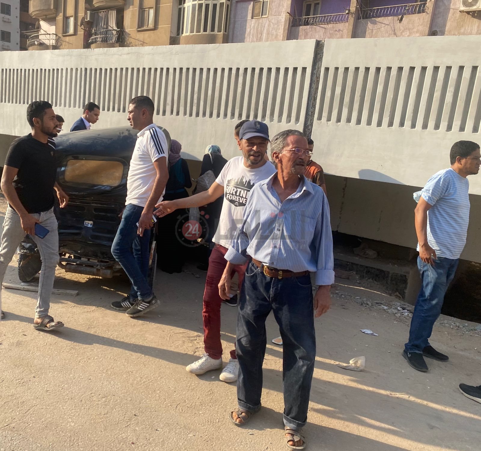 تحطم توك توك بالطريق الدائري