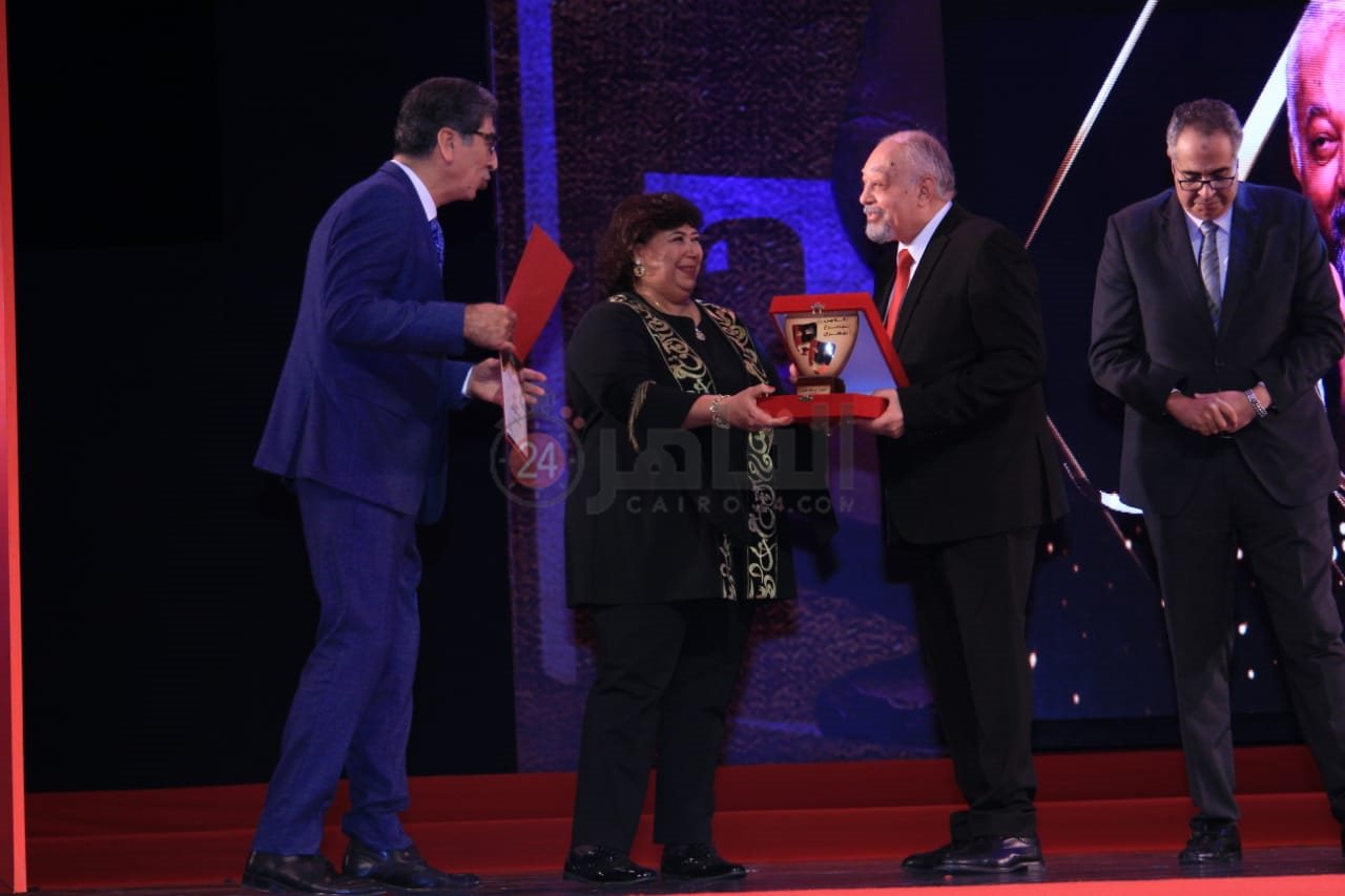 تكريم سامي مغاوري بالمهرجان القومي للمسرح(4)