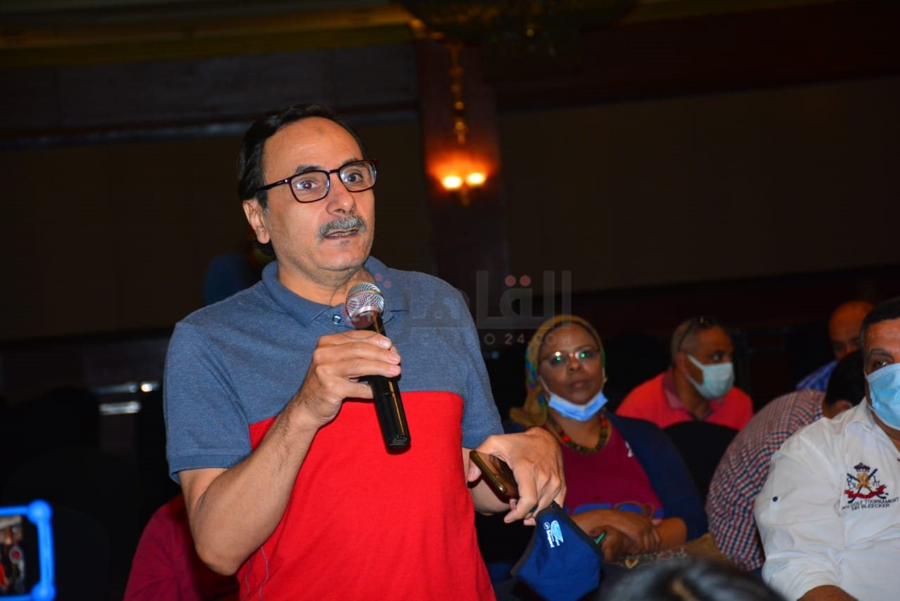 ندوة مئوية كمال الشناوي